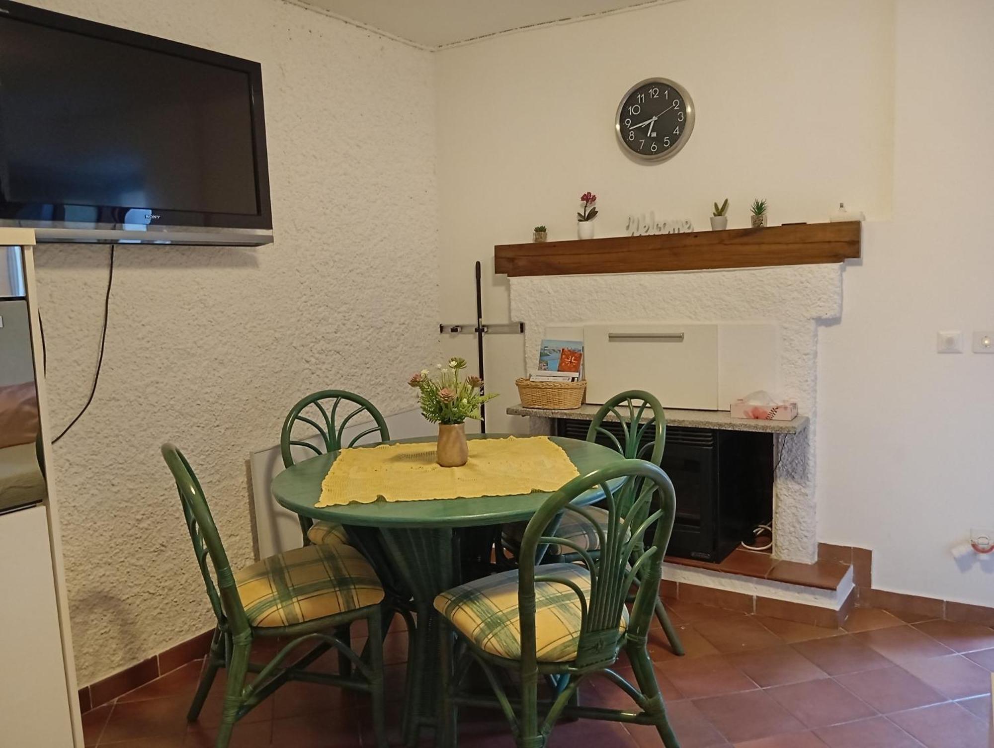 Minicasa Villa Bellinzona Buitenkant foto